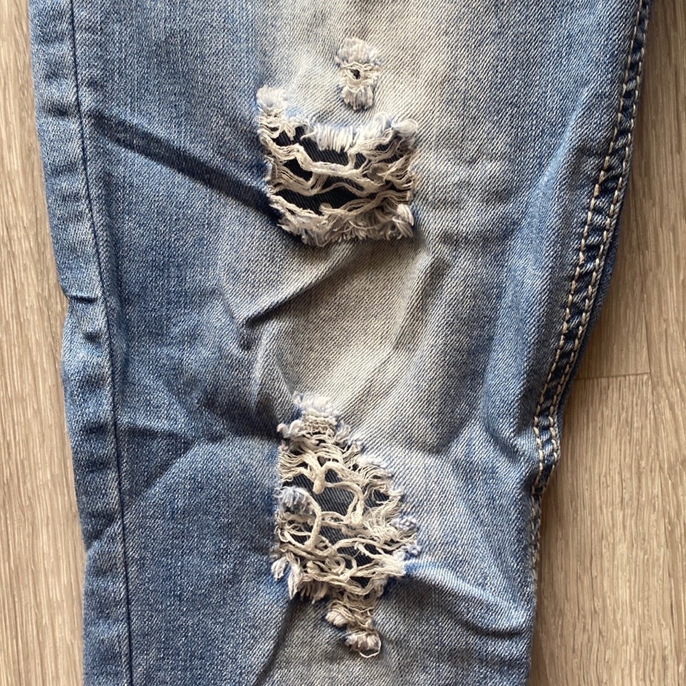 Rue21 Ripped Jeans - Picture 2 of 8